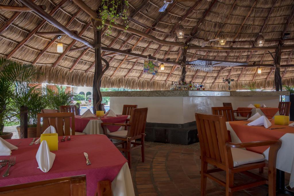 Flamingo Vallarta Hotel & Marina Puerto Vallarta Buitenkant foto